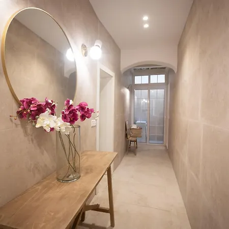 Electra - Luxury View